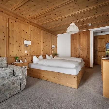 Acla Filli 3* 策尔内茨