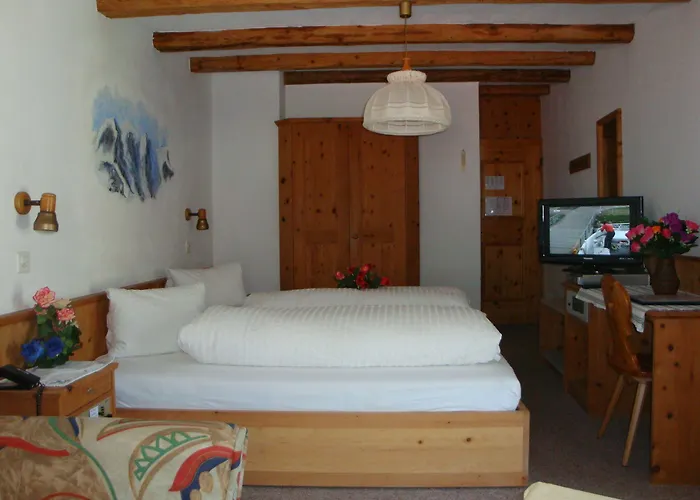 Acla Filli زيرنيز